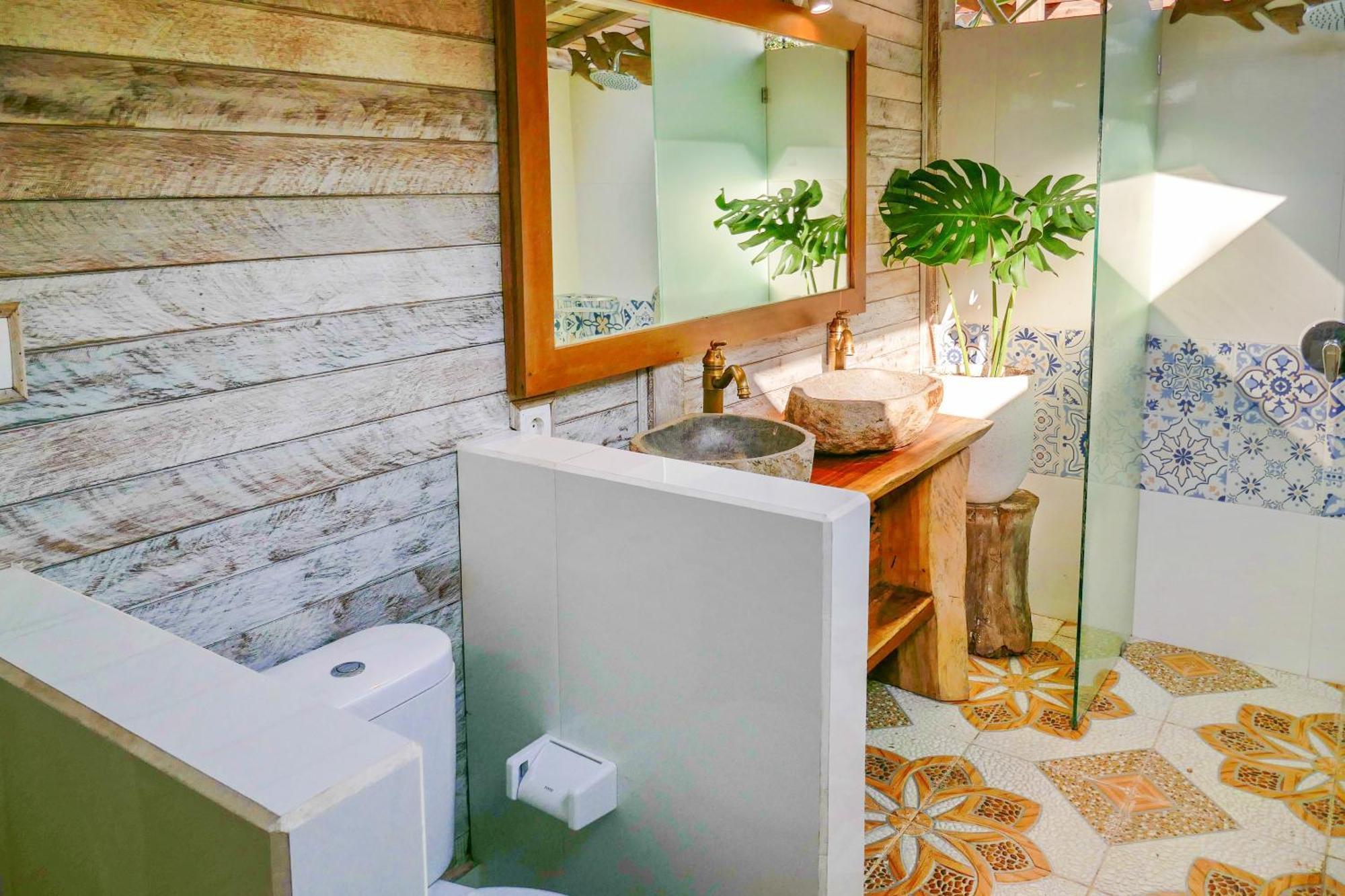 Lembo Lagoon Bungalows Нуса Лембонган Екстериор снимка